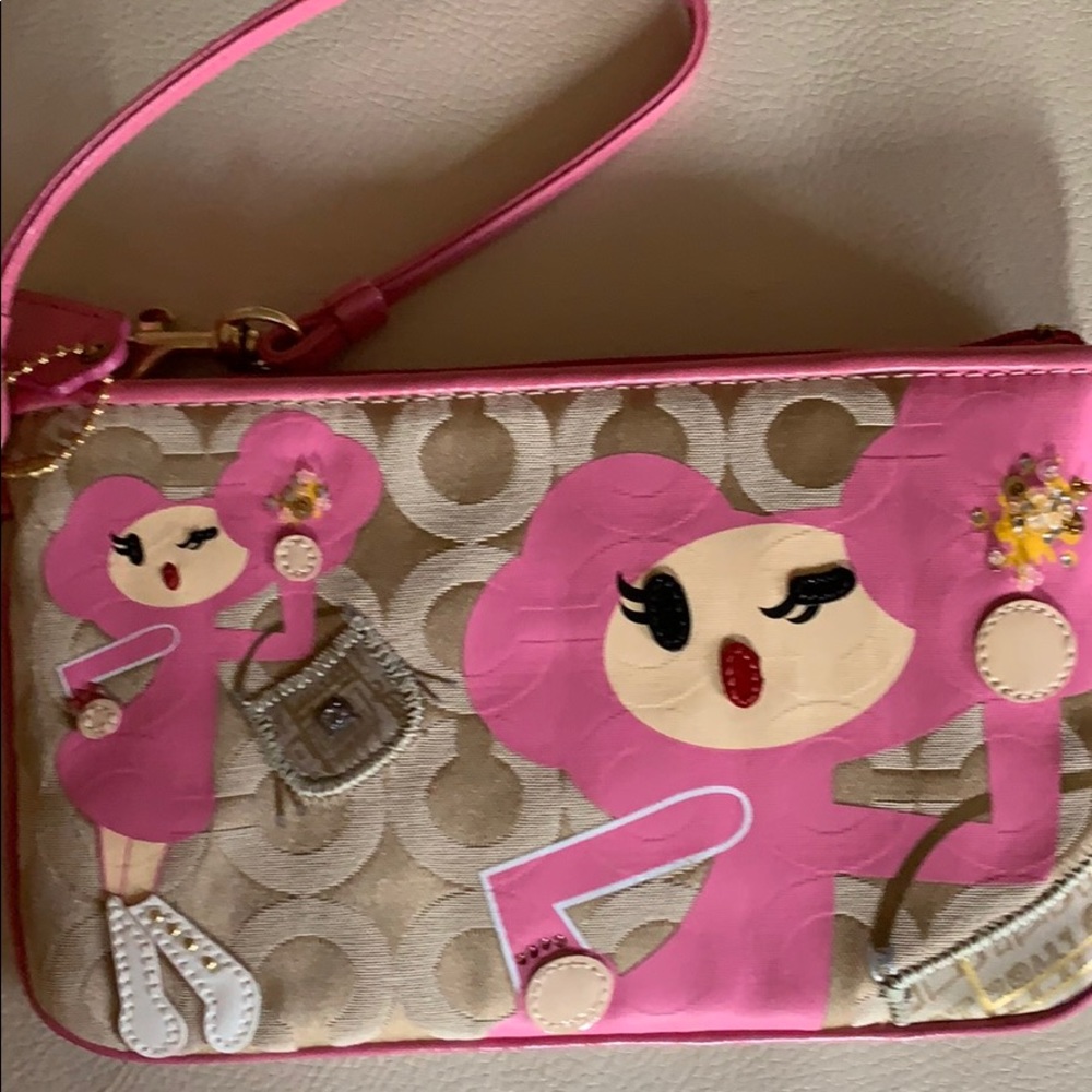 Coach Poppy Chan Wristlet
